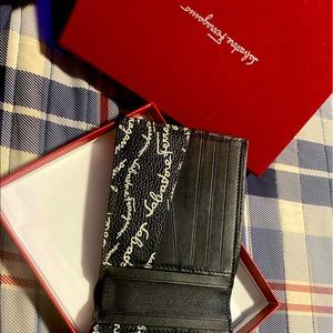 salvatore ferragamo Men wallet